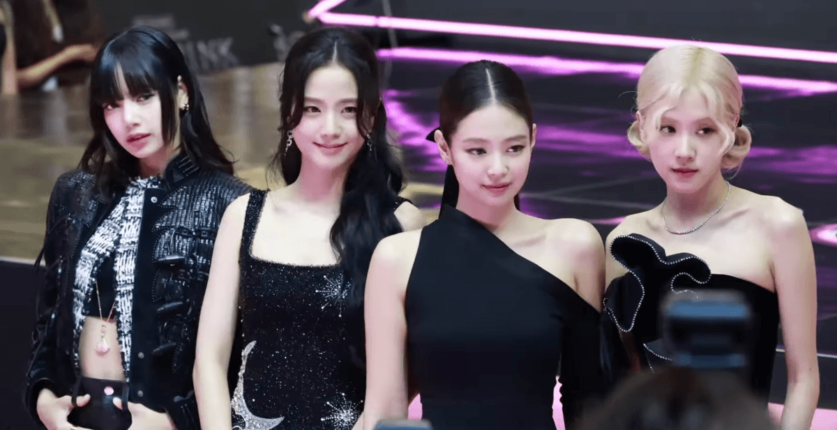 2024年のピンクカーペットイベントに登場したBLACKPINKの4人メンバー